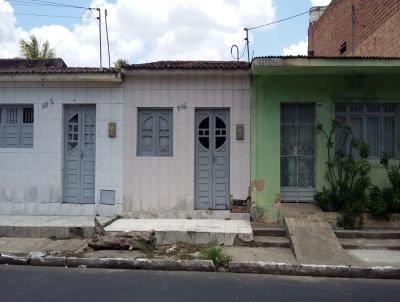 Casa para Venda, em Arapiraca, bairro Alto do Cruzeiro, 2 dormitórios, 1 banheiro